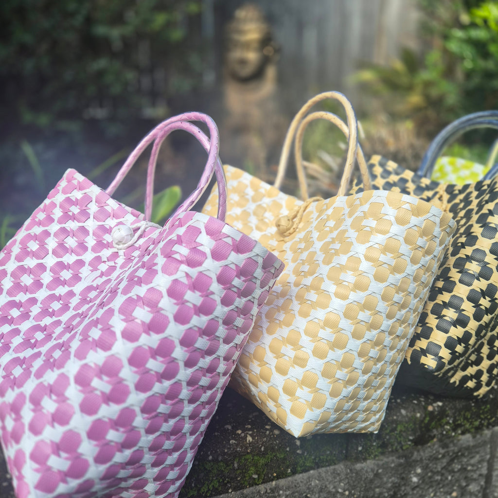 Handwoven Bali Mixed‑Colour Tote Bag – Unique Pattern Carry‑All