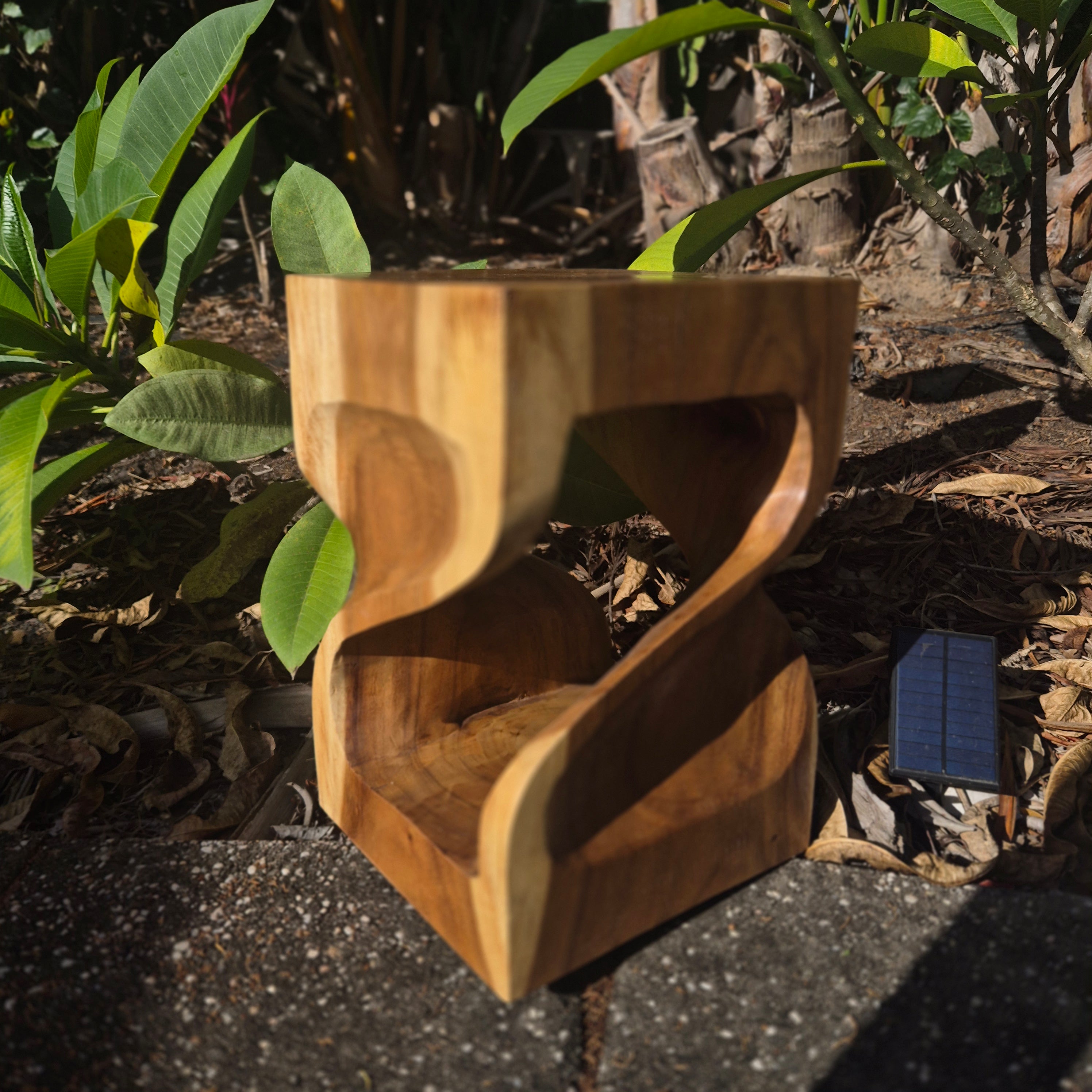 Hand‑Carved Twisted Saur Wood Stool – Sculptural Stool or Side Table