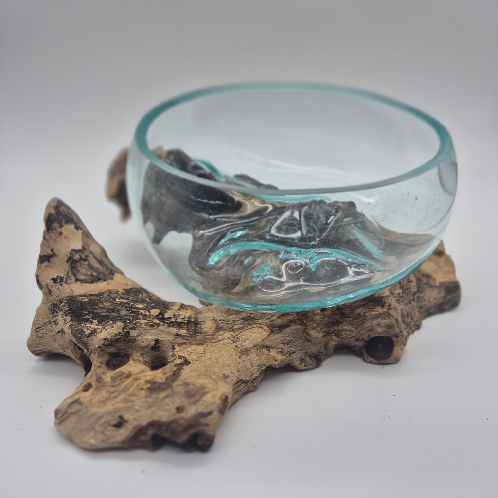 Handcrafted Wood & Glass Flat Bowl – 21cm Bali Artisan Décor