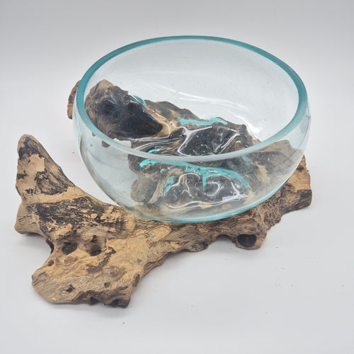 Handcrafted Wood & Glass Flat Bowl – 21cm Bali Artisan Décor